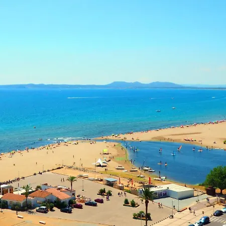 Port Grec *